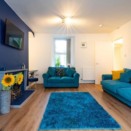 Newly-Renovated, Mid-Terrace Cottage In Porthmadog Eksteriør billede