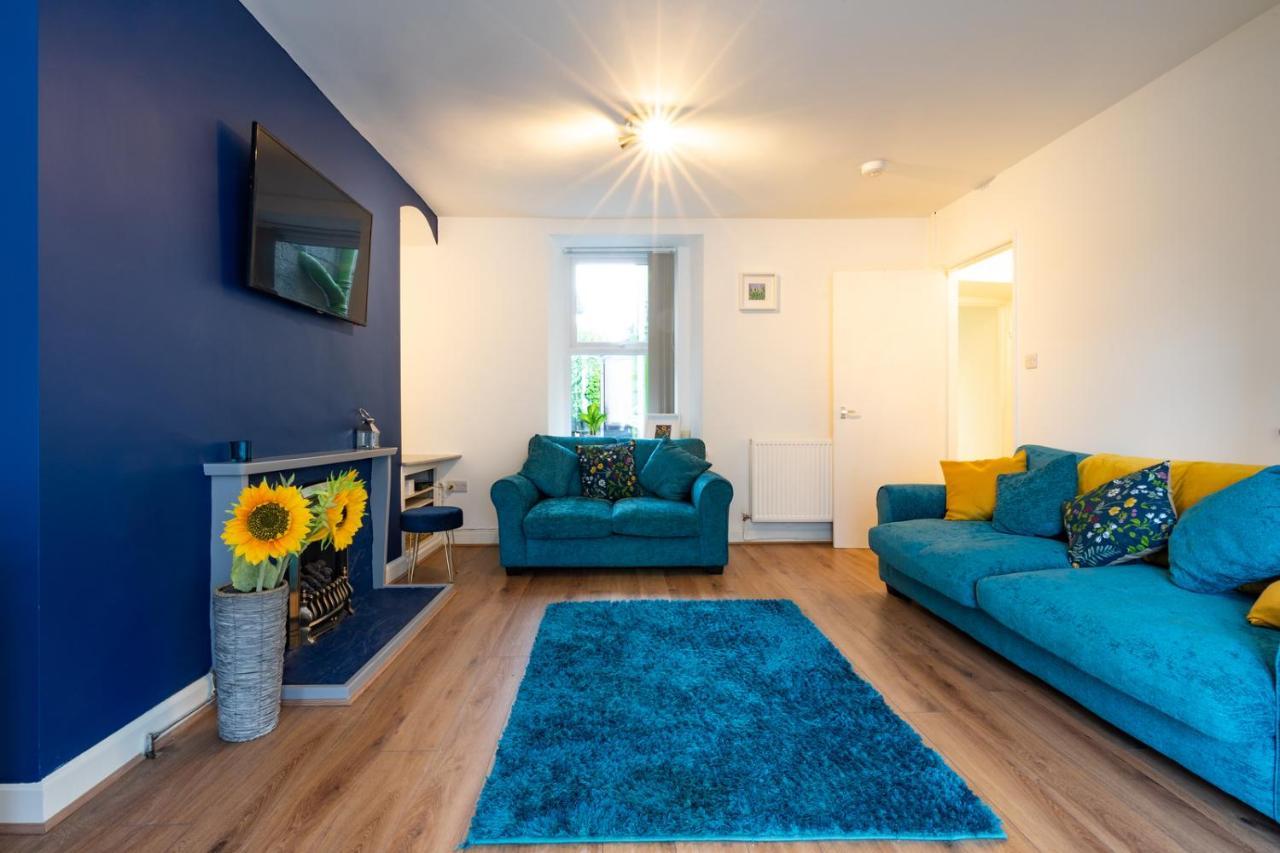 Newly-Renovated, Mid-Terrace Cottage In Porthmadog Eksteriør billede