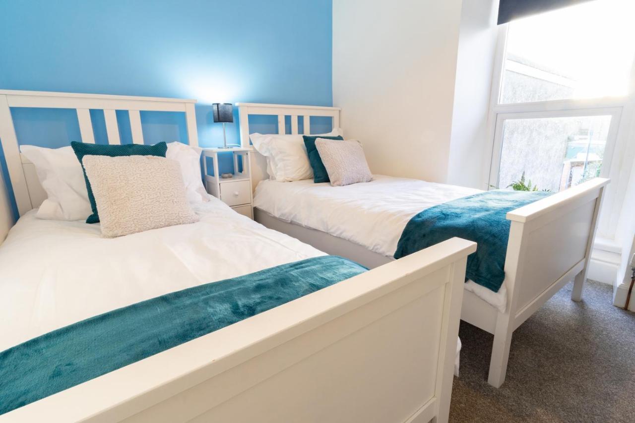 Newly-Renovated, Mid-Terrace Cottage In Porthmadog Eksteriør billede